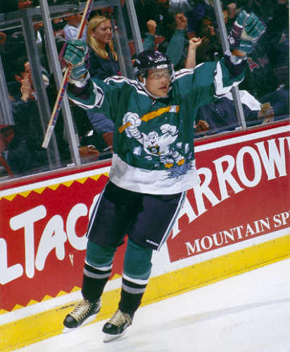 CannonsAndCo's tweet photo. THE "WILD WING" sported by the Mighty Ducks of Anaheim in their 1995-96 season after the NHL debuted it's 3rd jersey program is available now just in time for the holidays at the link below

https://t.co/zrpMpDH9Q9

#FlyTogether https://t.co/m38os5e9dU