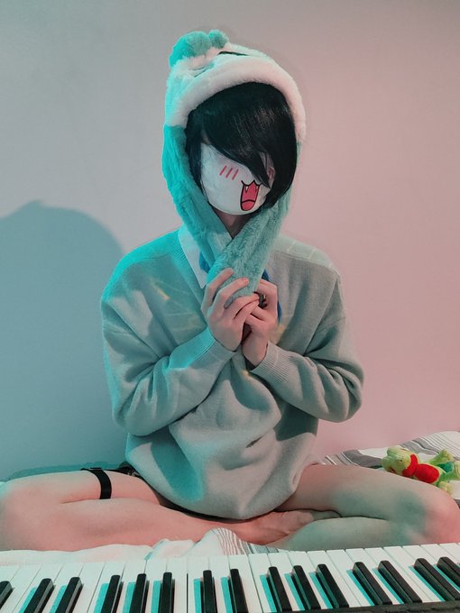Happy femboy friday everyone 💚  Retweets are appreciated :3  #femboy #femboyfriday #Genshinlmpact #venti<a href="/tag/venti"class="tags"><span>#venti</span></a><a href="/tag/femboy"class="tags"><span>#femboy</span></a><a href="/tag/femboyfriday"class="tags"><span>#femboyfriday</span></a><a href="/tag/genshinlmpact"class="tags"><span>#genshinlmpact</span></a>