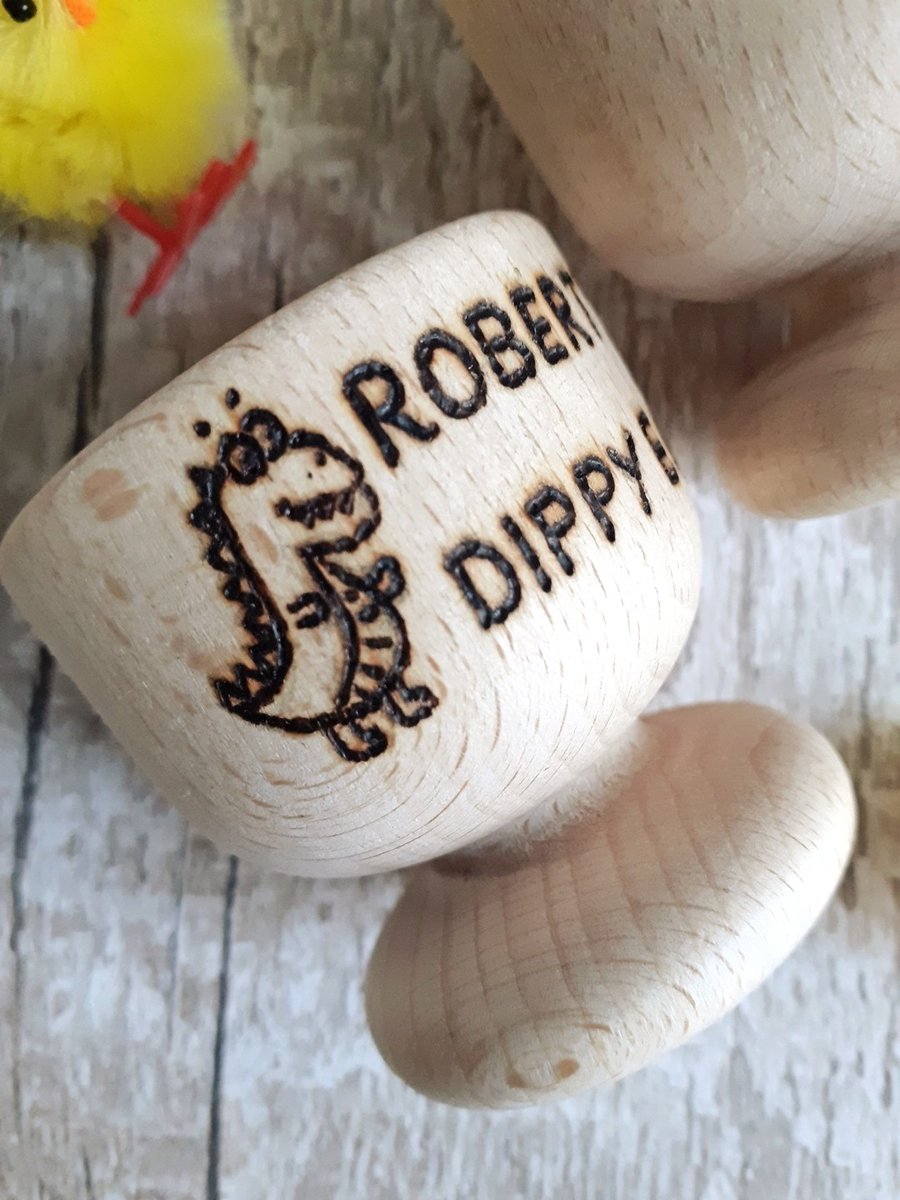 woodenyoulove's tweet photo. These personalised egg cups are a great #Stockingfiller for #kids.
https://t.co/LXKqH7wxcq
#UKGiftAM #MHHSBD #shopindie #stockingfillersday #StockingStuffer #egg #Christmasgifts #MHHSBD https://t.co/ff0GyYRIux