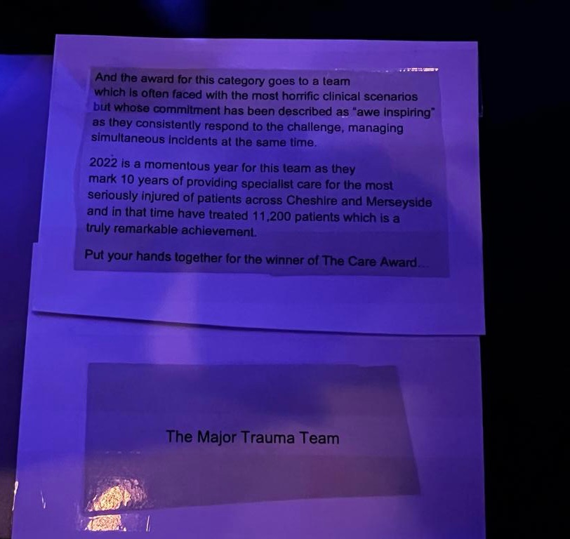 AintreeMTC's tweet image. great news we won at @LivHospitals  award night 
well done to all our team involved. the photograph is only a handful of the people and specialities involved in delivering this amazing service to the people of mersey cheshire and isle of man . team work . 🩼🫁🩺🦾🚁🚑🏥🩸
