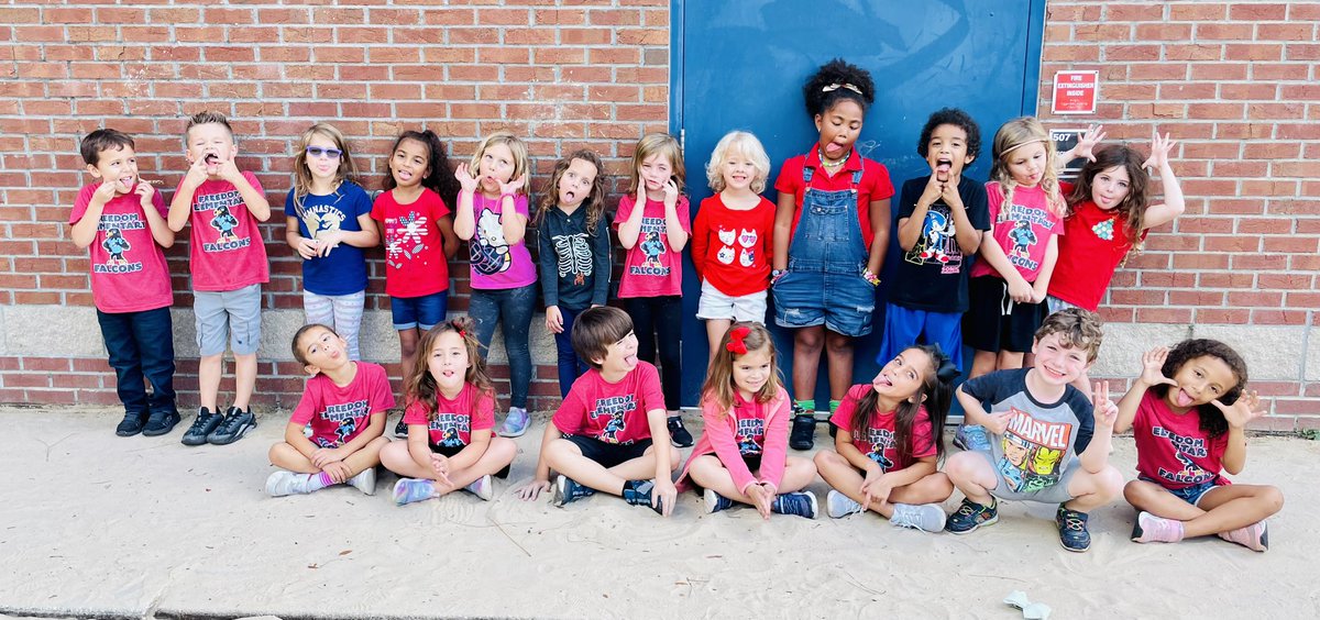 trkrusze's tweet photo. Kindergarten was sporting our #Red4Russell today! @freedomvolusia https://t.co/DxIHj3v8lG