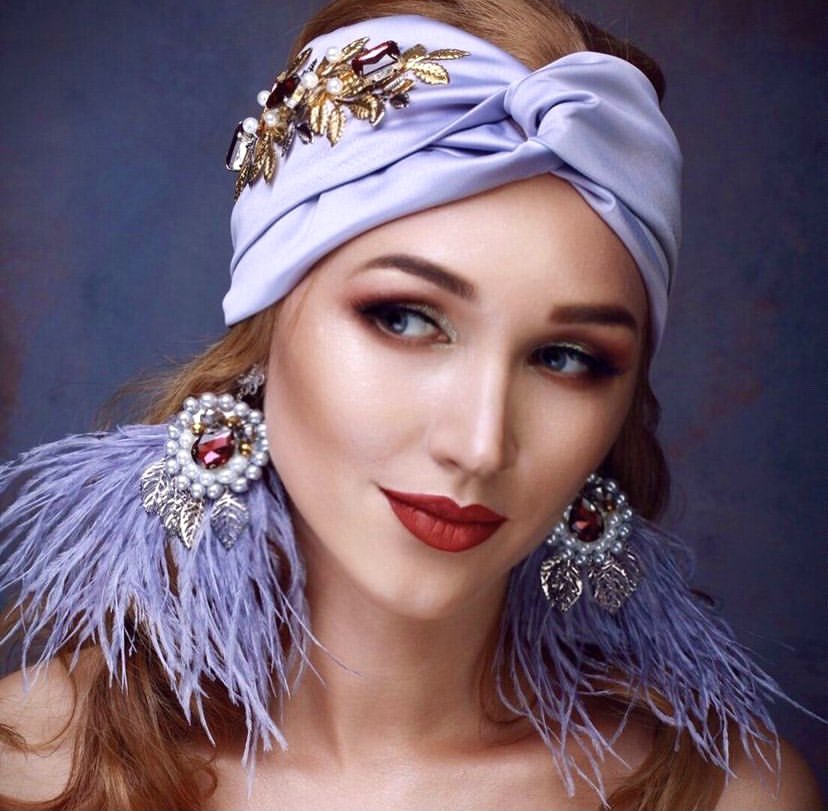 olenagrin's tweet photo. Earrings &amp; Twisted Headband 

#earrings #twistedheadband #greylook #featherearrings #handmadegifts #gandmadeearrings #creativ #fairy #trending #queen #handmadejewelry #GoFundMe https://t.co/1H49lqZqH5