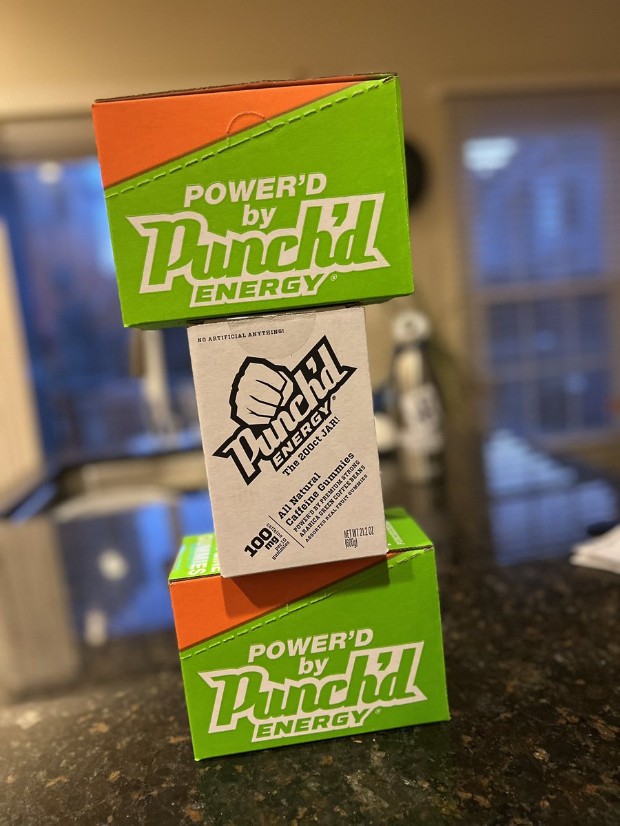 PinstripesMedia's tweet photo. ♥️ when the standard @PunchdEnergy order arrives! The jar for at-home, packets for on-the-go 👊🏼⚡️

https://t.co/d4ZcjA74vZ

#punchdenergy https://t.co/IRrmv6lMiO