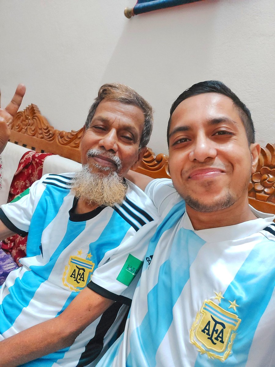 Me with father at the moment of victory.  Heart attack for a while!  Argentina in the heart! Vamos Argentina ❤️ Bangladesh Loves you 🇦🇷🇧🇩❤️

#Argentina #argvsned #Messi𓃵day #FIFAWorldCup2022
#FIFAWorldCupQatar2022
#argvsned