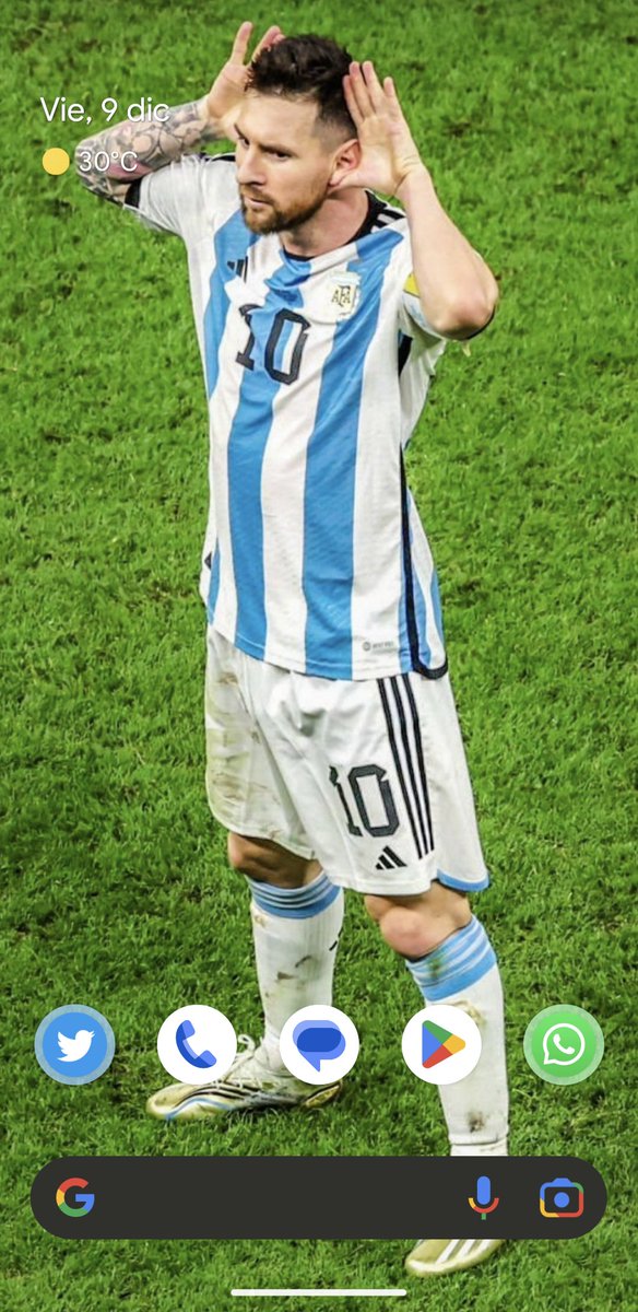 NegrinJI's tweet photo. Declaro mi fondo de pantalla el mejor de la historia https://t.co/ZNGx3JRrVo