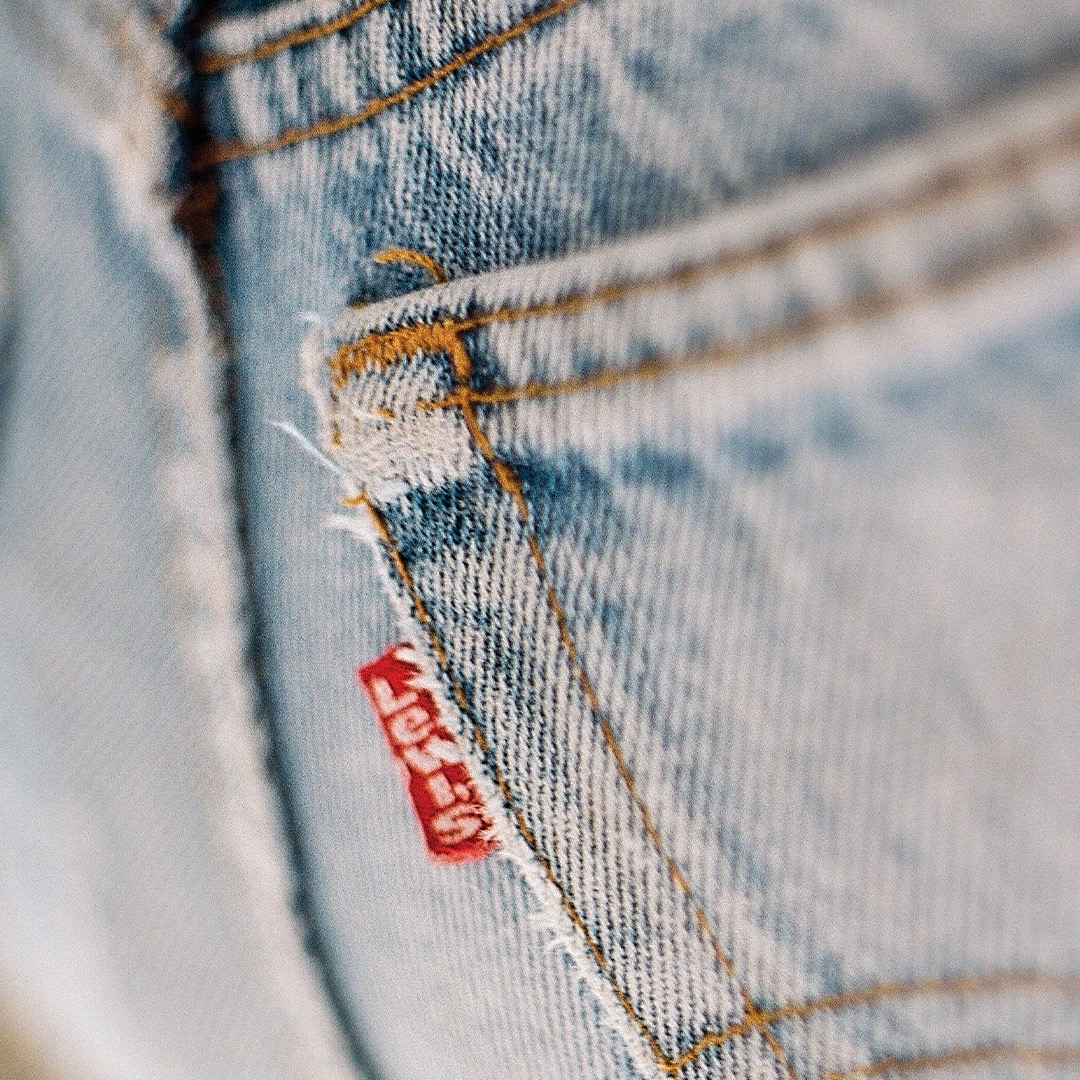 Levi's Argentina tweet media