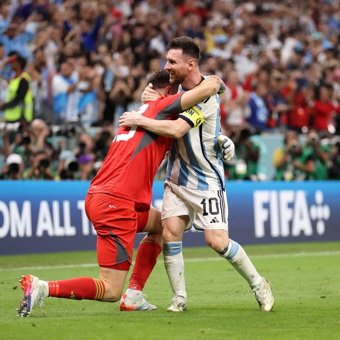 KapthangHaokip's tweet photo. Once again it is #MessiMagic and our wall #EMartinez that saves us.!
Congratulations @Argentina.!
@lioscaloni @LisandrMartinez
@TeamMessi
#VamosArgentina🇦🇷 https://t.co/q1Cfs79LEL