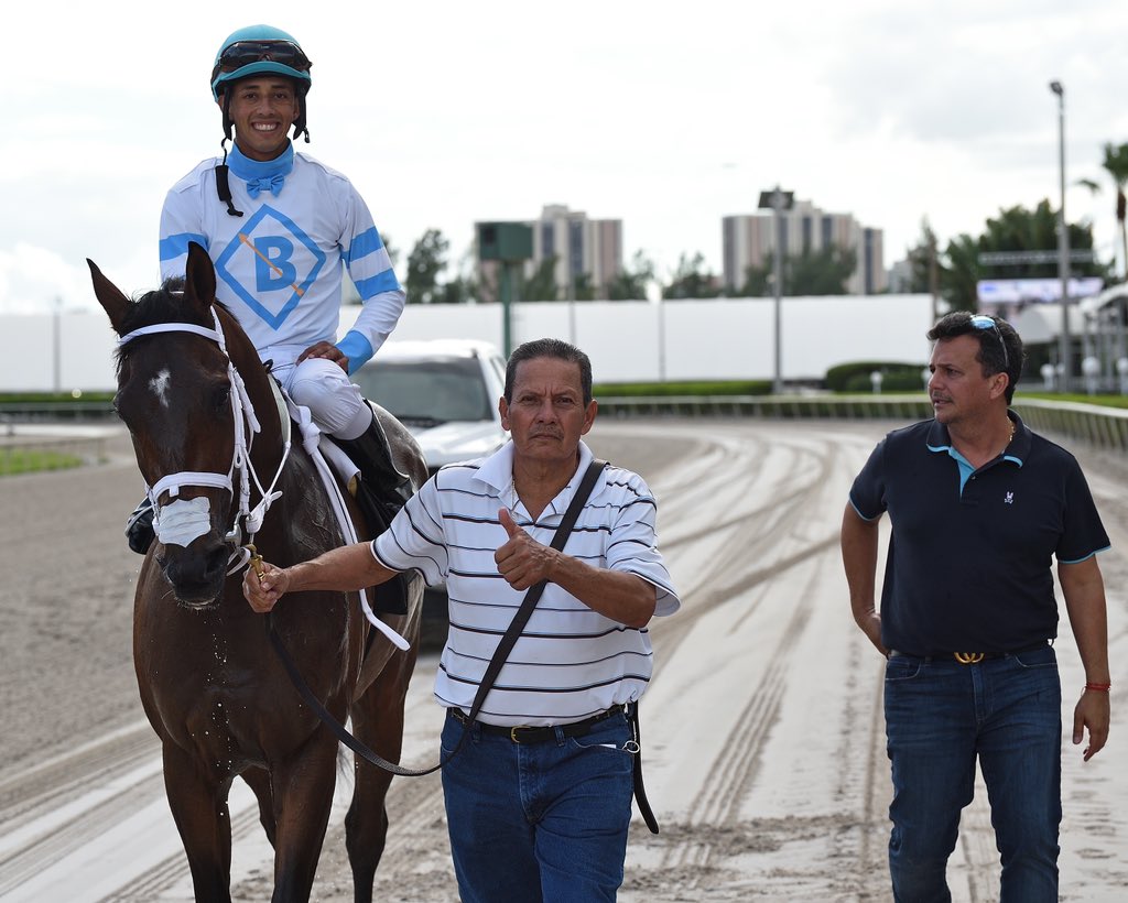 gzerparacing's tweet photo. #9Dec Gilligan 

Jockey: Edgard Zayas @zayas_edgardo 
Trainer: Gilberto Zerpa 
Owner: A Bianco Holding Limited 
Claiming $6,250 • Dirt 

5️⃣th victory for Gilberto Zerpa #SunshineMeet Friday, December 9th. 2022 #GulfstreamPark 

📸 @coglianesephoto

🎥 @GulfstreamPark https://t.co/3uKWCtKppO