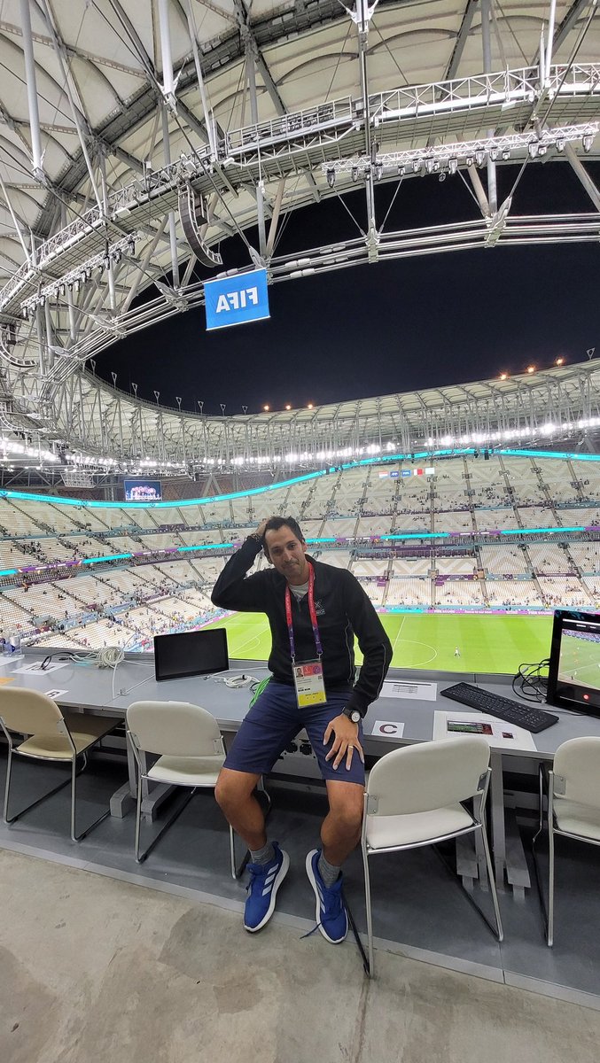 Con esta cara, sin voz y llorando. Gracias por esta noche mágica. #Qatar2022