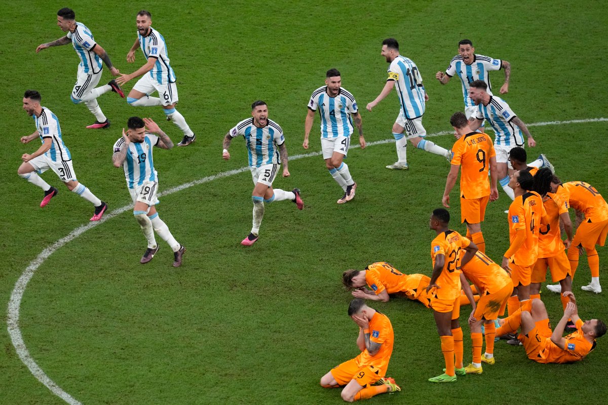 ☹️ Esta imagen es muy fea, terrible. Algunos no saben perder... algunos no saben ganar

#ARG #NED #Qatar2022