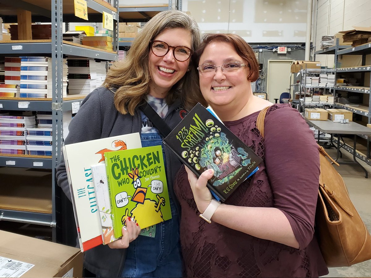 Bookworm Central tweet media