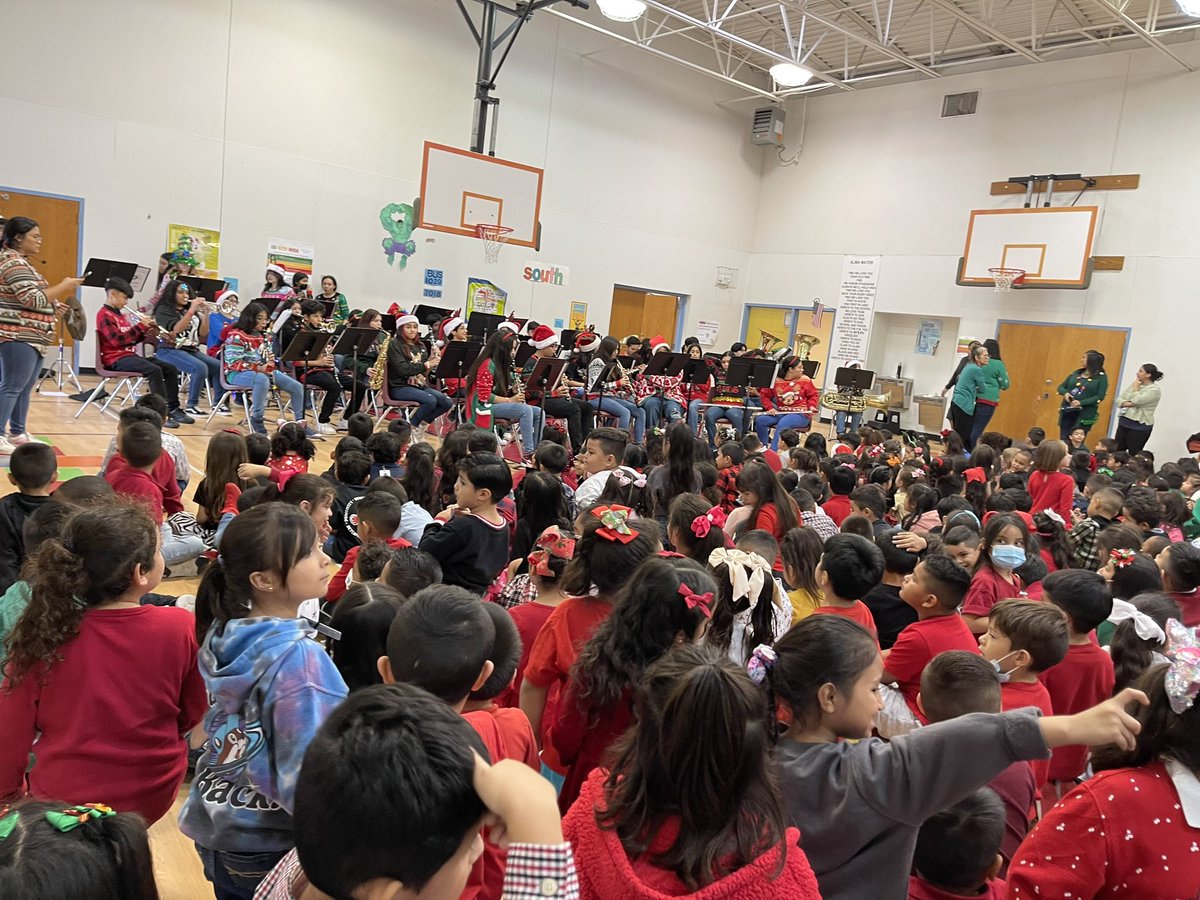 _Majd_Al_'s tweet photo. AMS band visited @fmgilbert today. Could you tell how excited our students were? Thank you guys for brightening our students day! https://t.co/LH5SCG9yLP