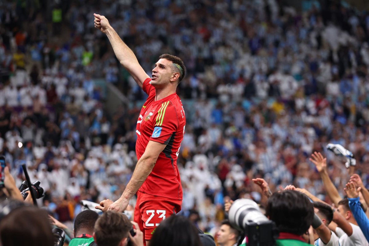 pabloldorado's tweet photo. Asi de grande... 🇦🇷🇦🇹 https://t.co/owGCNiN3Cj