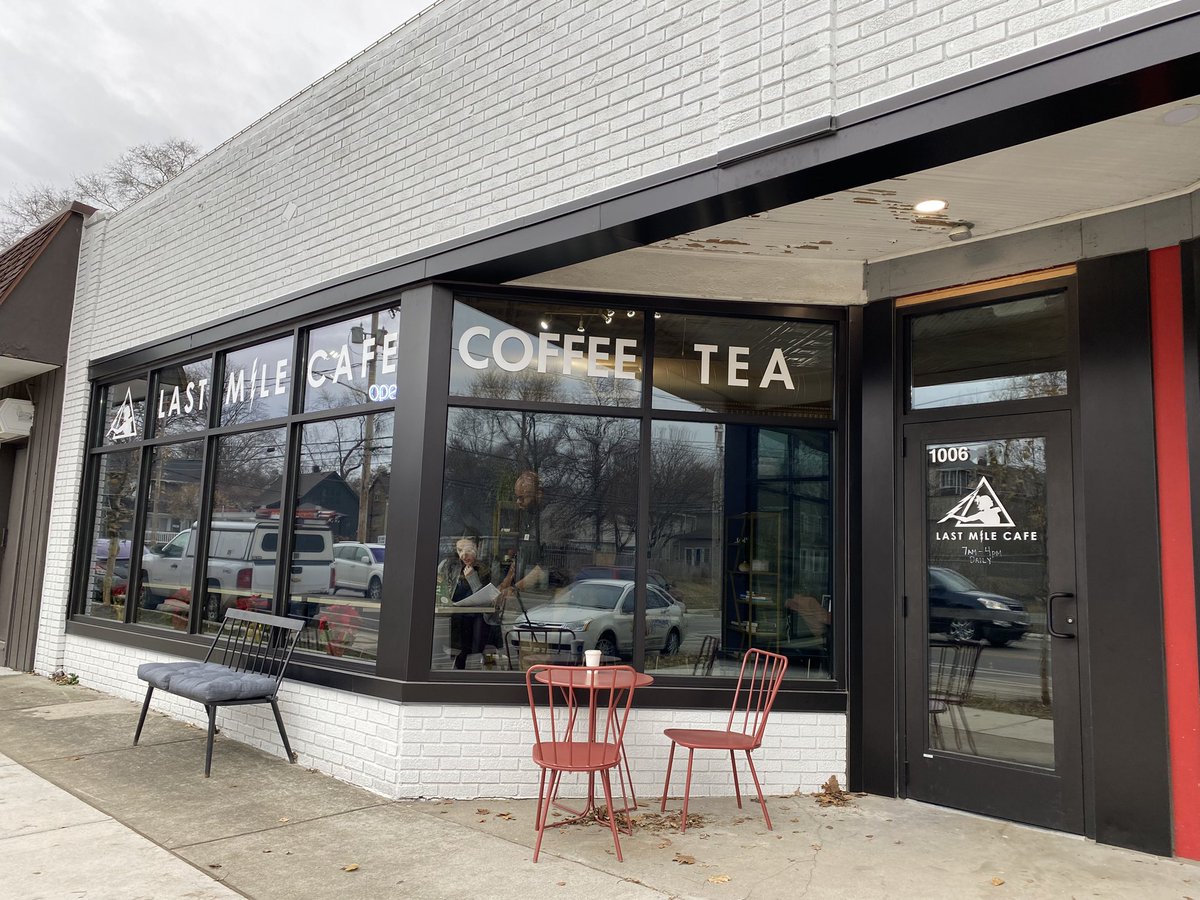LaurenEdwardsTV's tweet photo. At @lastmilecafe (a woman &amp; Black-owned cafe) on Hall:

🫱🏾‍🫲🏼10% of revenue goes to charity
🫱🏾‍🫲🏼 When u buy bag of ☕️ u pick which cause it goes to (ie: @aya_youth or @innocence … it varies) 
🫱🏾‍🫲🏼 Their Lost Boy ☕️ is a blend from young 👩🏽‍🌾👨🏻‍🌾 overseas that also supports them. // @FOX17 https://t.co/3yE8AOgNfw