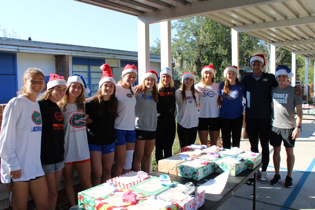 GatorsExp's tweet photo. #7DaysofGatorsTracks 📸
DELIVERY DAY 2️⃣:
📍Lake Forest & Williams Elementary Schools https://t.co/qd1aTf9Nkm