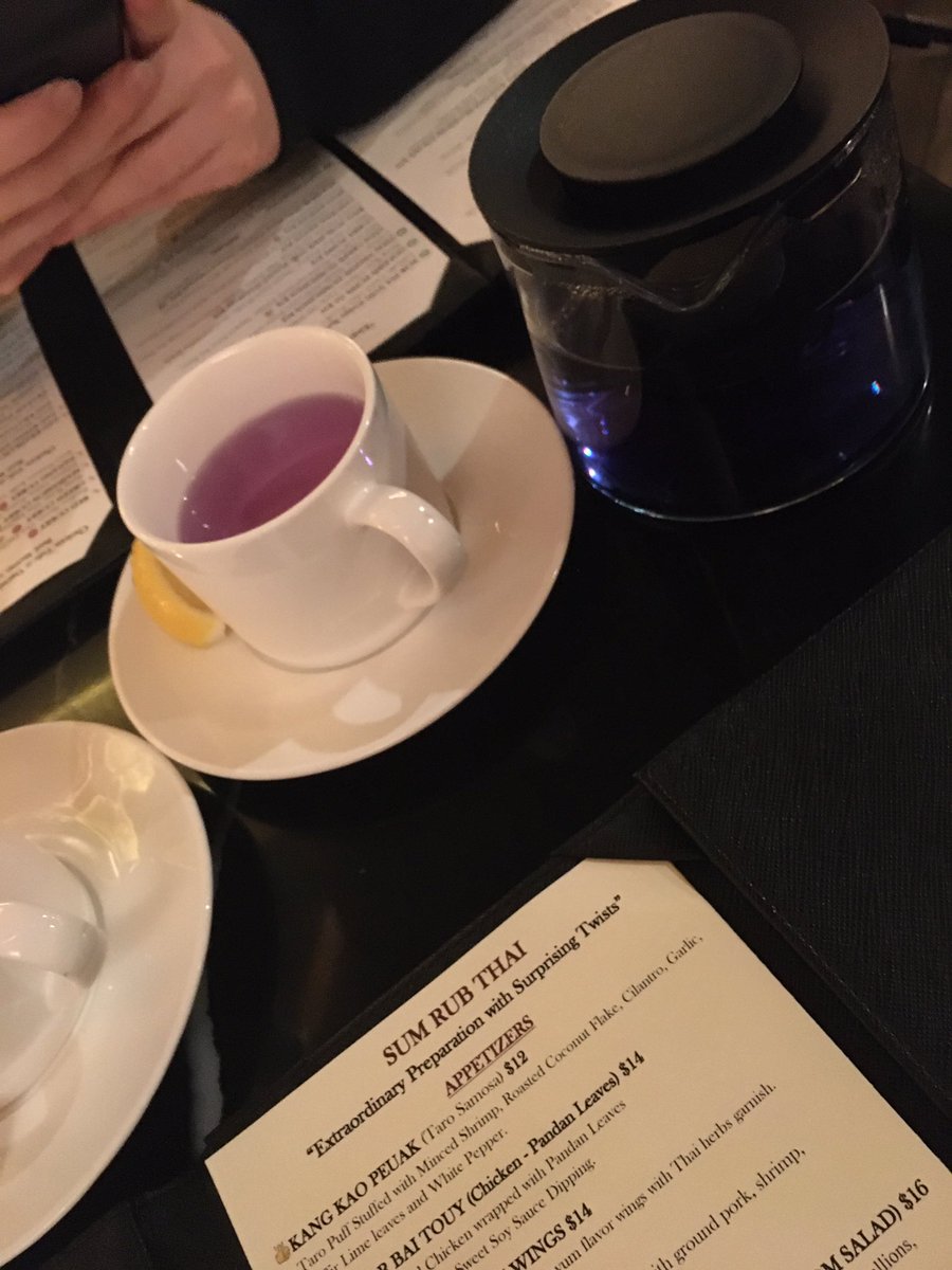 FernwehFriend's tweet photo. Cool blue tea that turns purple then pink @SalaThaiBurrard https://t.co/zNqzIU4epQ