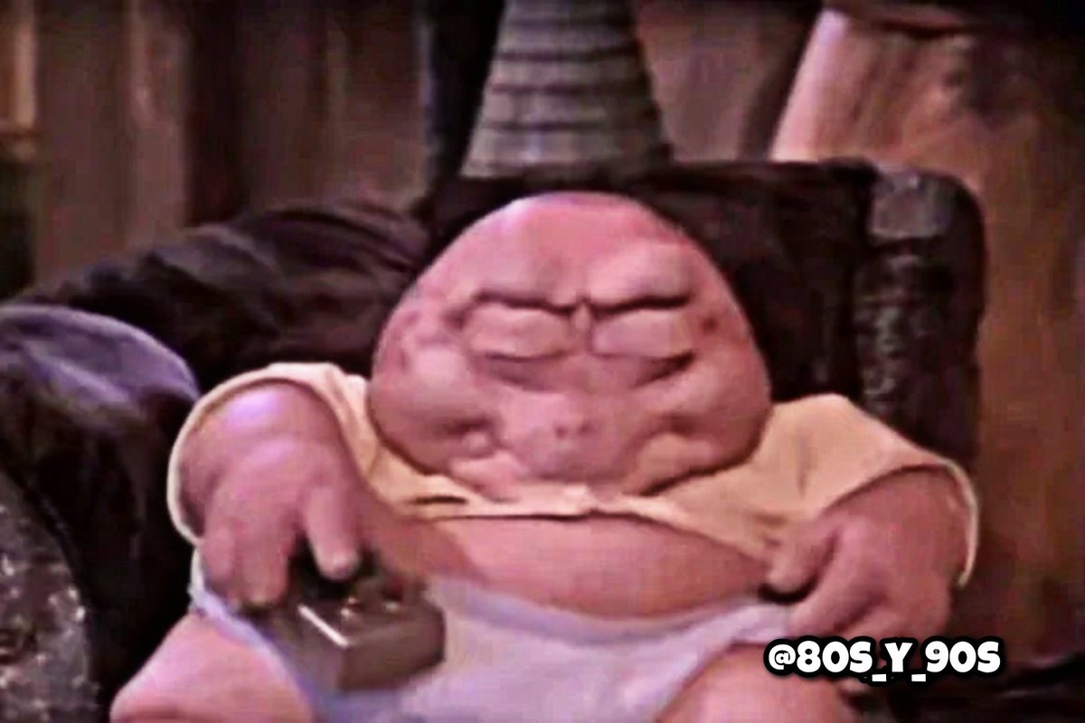 80s_y_90s's tweet photo. Yo después de ver 10 minutos la película que me llevó 2 horas elegir https://t.co/iQThl2vZBb