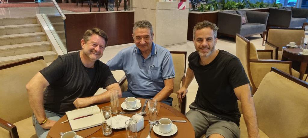 Mendoza logra acuerdo entre empresas, universidades, ONGs y Estado por la carbono neutralidad y el #CambioClimático. Excelente reunión con su promotores, Rafael Kemelmajer de 5to impacto y <a href="/carlosabihaggle/">Carlos E. Abihaggle</a> de Foro Diplomático de #Mendoza. Vamos por un #Stgo sustentable