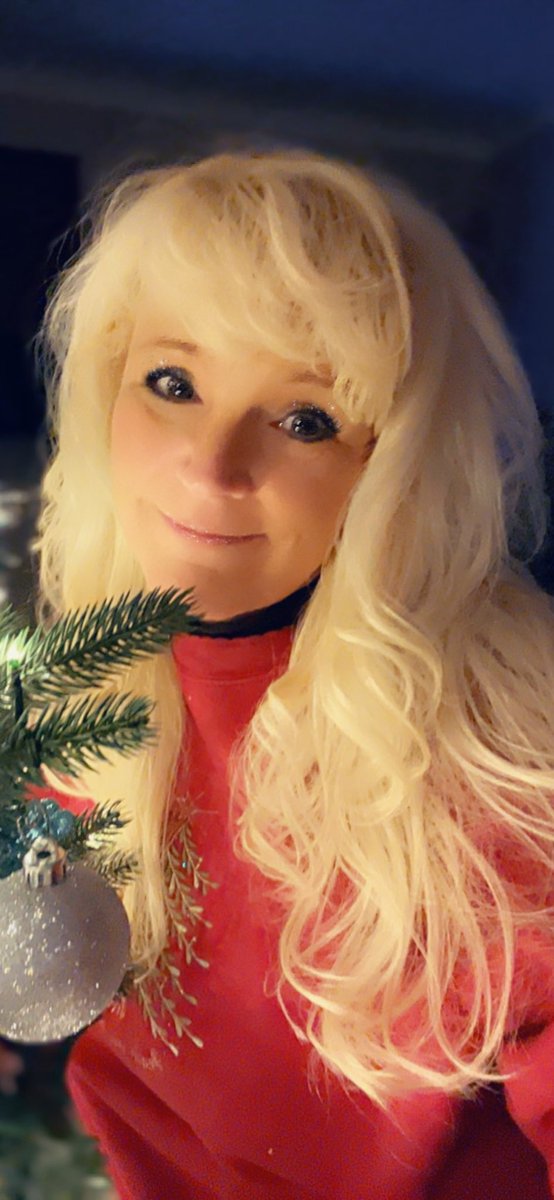 Wishing everyone a great weekend. 💙✈️💙