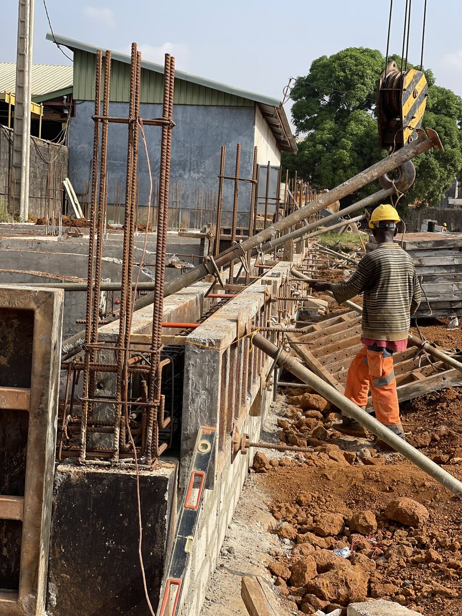 Balde_souare's tweet photo. Le plaisir de faire le boulot qu’on aime.
Belle avancée, merci #TeamCastorGuinee #teamciment #civilengineer #civilengineering https://t.co/HxgKoo5q0Z