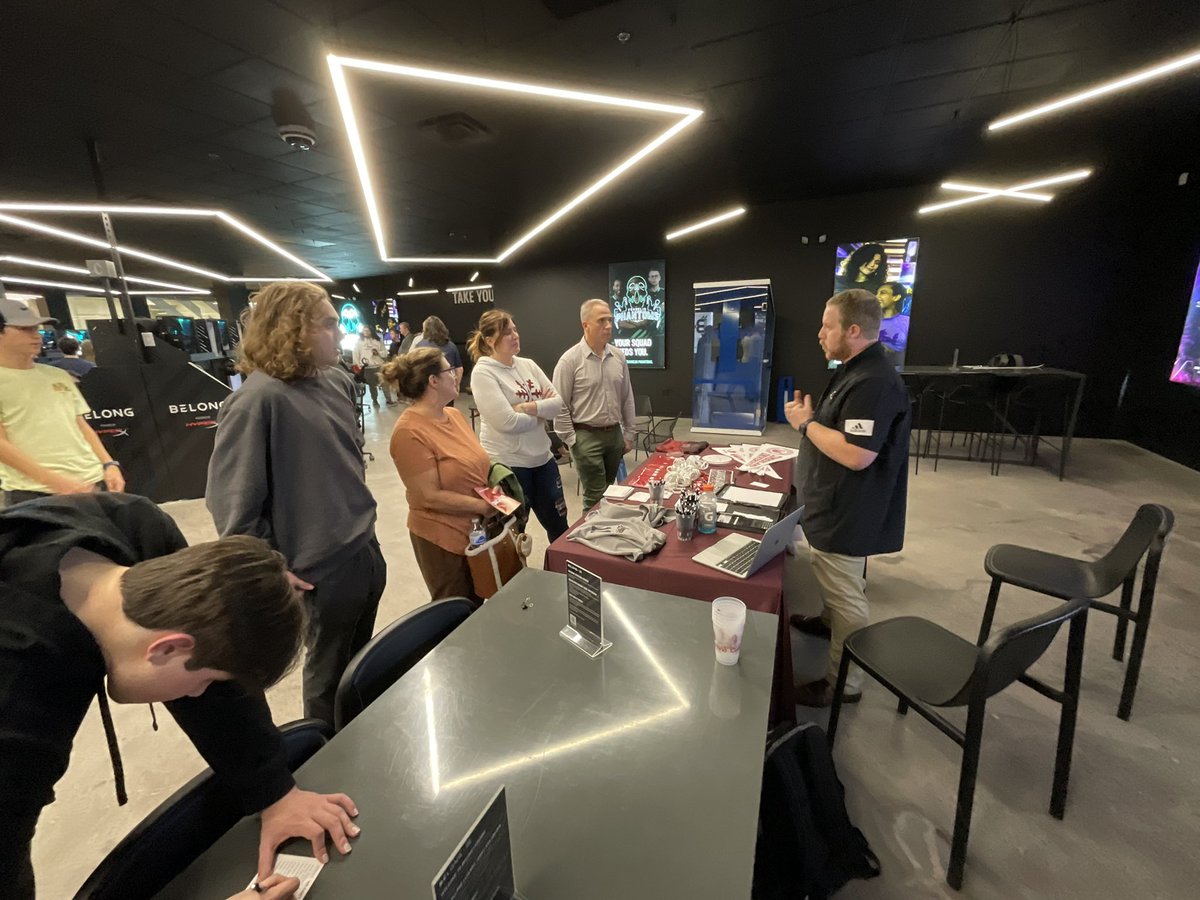 <a href="/WCSedu/">WCS</a>  eSports Championships
<a href="/CUeSports21/">Cumberland University Esports</a> head eSports Coach Claypool meets with parents and prospective collegiate eSports athletes!

#recruiting

#earningscholarships

<a href="/wcsCCTE/">wcsCCTE</a>