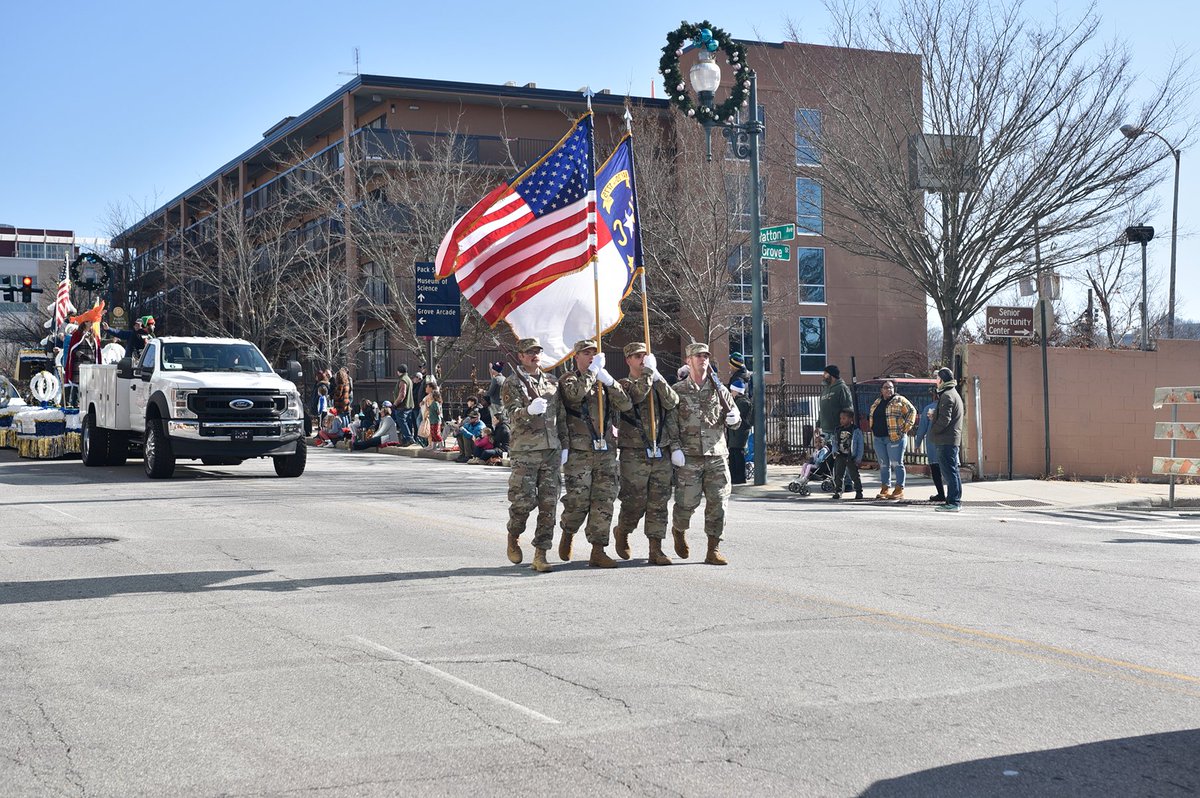 557th Weather Wing tweet media