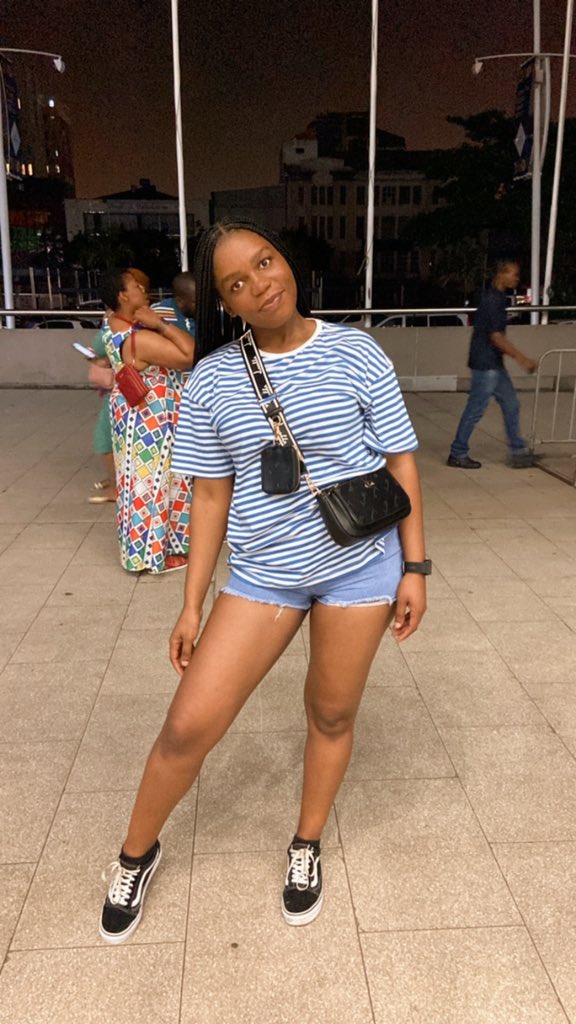 Wandiswa umuzi waseMbo tweet media