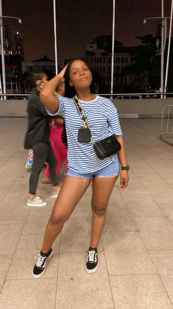 Wandiswa umuzi waseMbo tweet media
