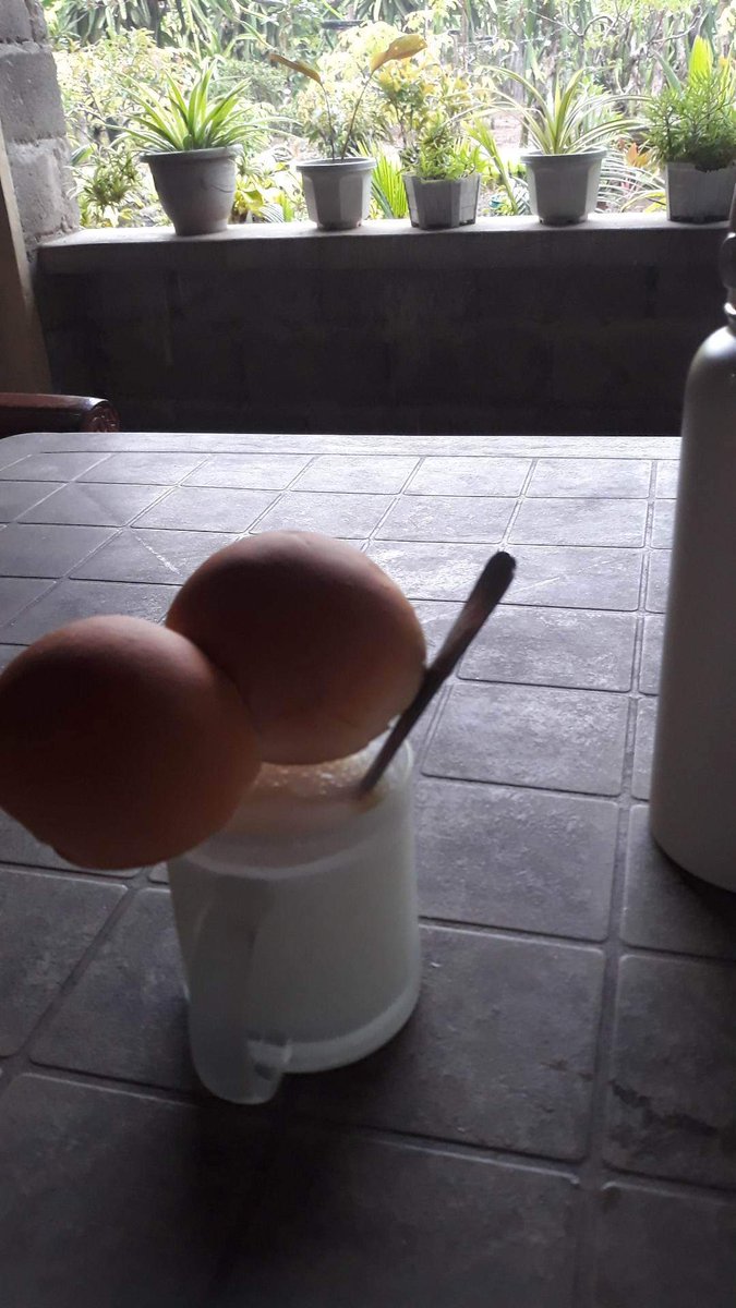 Ano kayang  skin care  ng tinapay na to  🤔