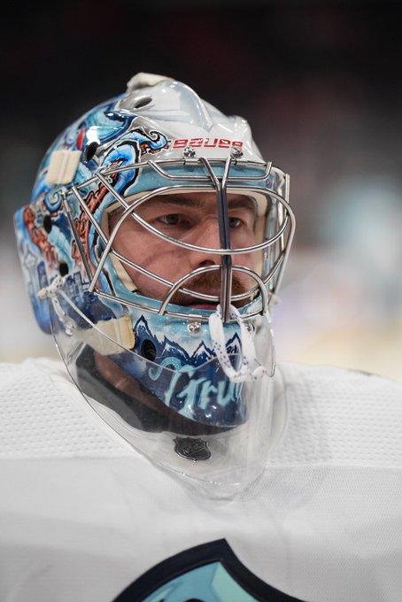 Photo of Philipp Grubauer