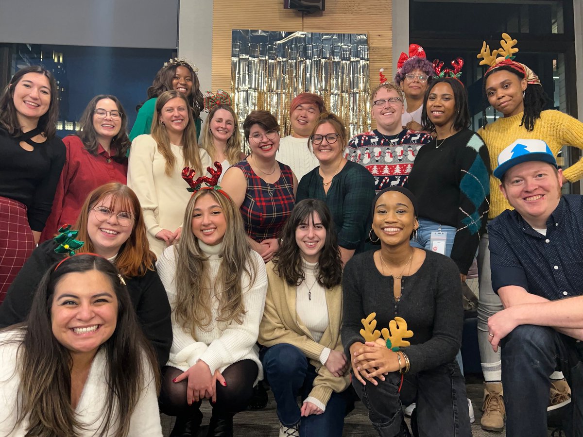 Last night was filled with pizza, jeopardy, and lots of laughter! Shout out to everyone who was able to attend the FLiP annual holiday party🤩🤩