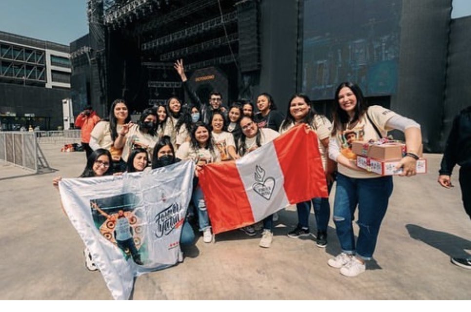 foreveryatraper's tweet photo. @yatra_la GRACIAS DHARMA TOUR https://t.co/Gdu1kYxoSJ