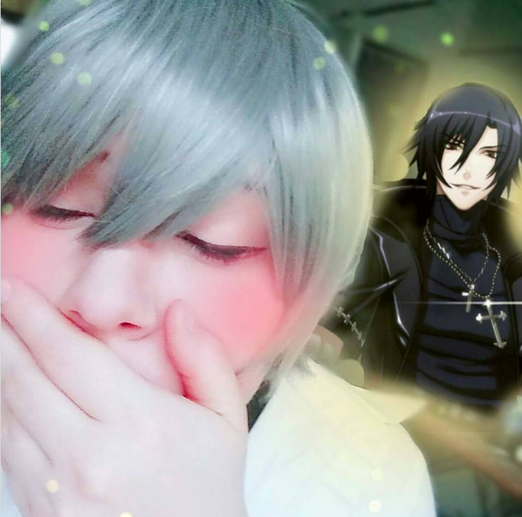 pomprii's tweet photo. heewo im leo! im an artist and cosplayer and by law you have to be my friend 💀✨ https://t.co/wJo78A61ei