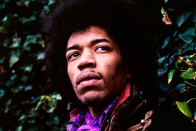crockpics's tweet image. Jimi Hendrix, photographed in Montpelier Square, London in 1967.