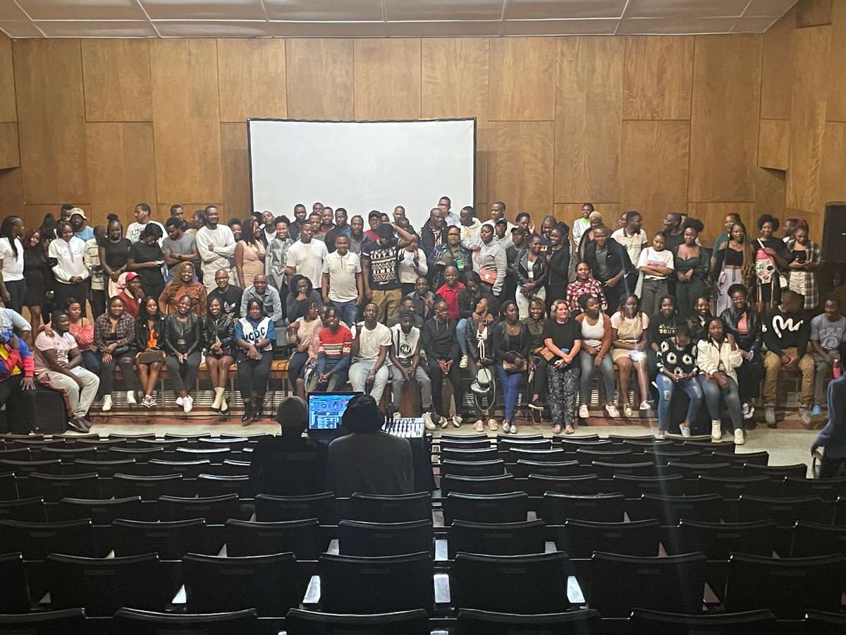 KingKandoro's tweet photo. I'll always be grateful to the City of Kings for the love that they have shown me over the years and last night was no exception. 🤞🏿❤️

Thank you for showing up and kicking off the #FamilyMeetingTour with high energy. https://t.co/5CPyBnECJm