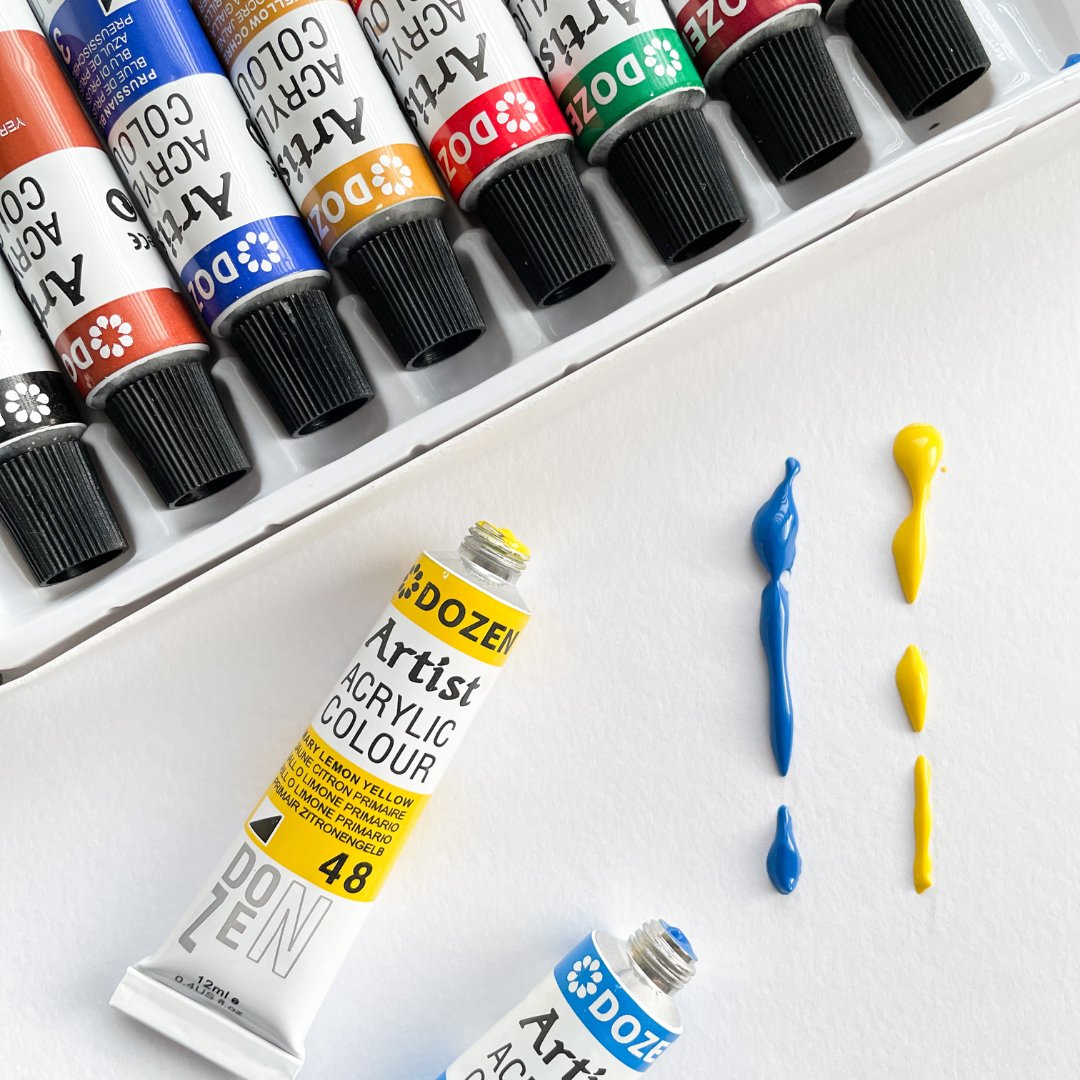 Did you know that acrylic colours can be used for stretched canvas, paper or board? 🎨

Acrylics can also be applied to wood, leather, paper-mache, fabric, cement, glass, brick, pottery. 

#HowDoYouDoodle