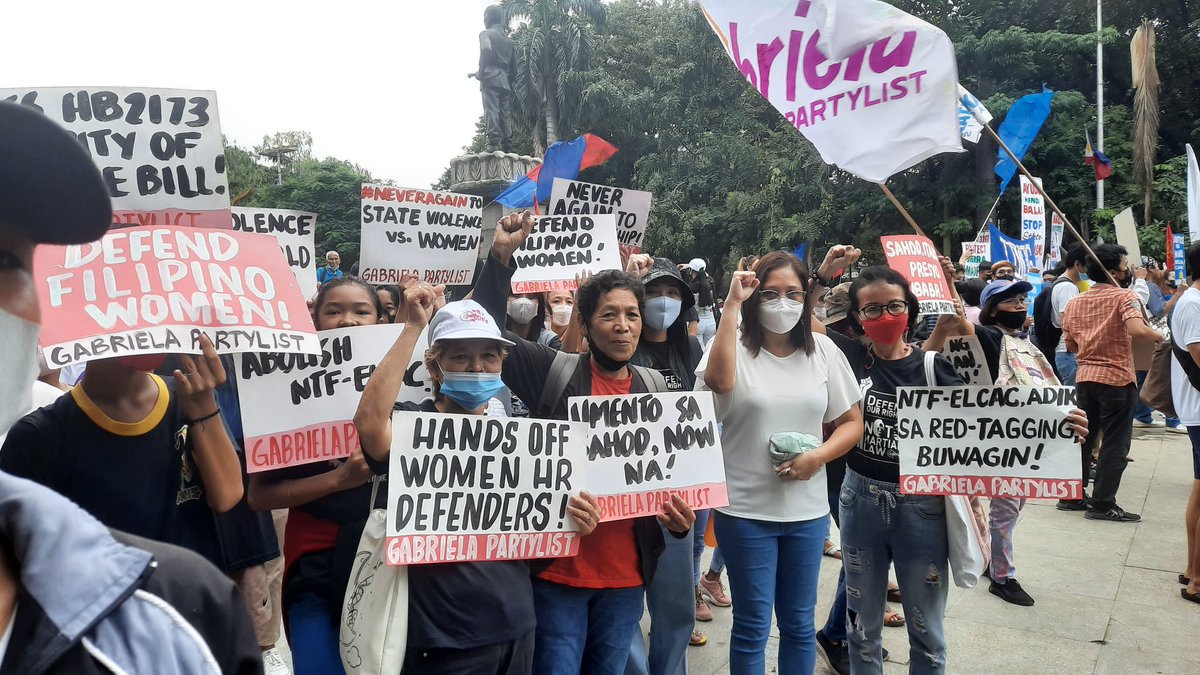 GabrielaWomenPL's tweet photo. LOOK | We joined the protest action today to celebrate Human Rights Day and called to uphold women's human rights amid rising poverty and economic crisis. https://t.co/Oj5wJ7qrn4