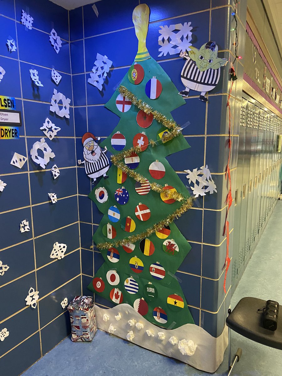 MrsOlsenLZ's tweet photo. Winter door decorating -World Cup theme! So much fun! #wearelzmss @MrDenglerLZ95 https://t.co/7TWAdKQBJm
