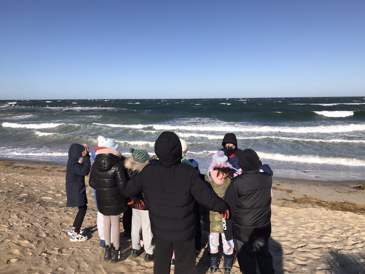 Ms. Slevin tweet media