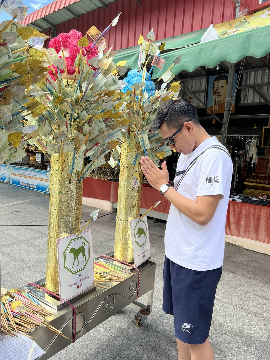 Happy birthday to me
🎁🎊10/12/2022🎊🎁
ຂໍໃຫ້ເປັນປີທີ່ດີແບບນີ້ຕະຫຼອດໄປເດີ້🙏