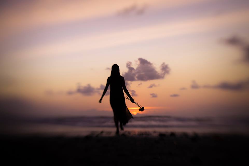 'The Heart wants what it wants - or else it does not care.' Emily Dickinson 📷Hengki Lee