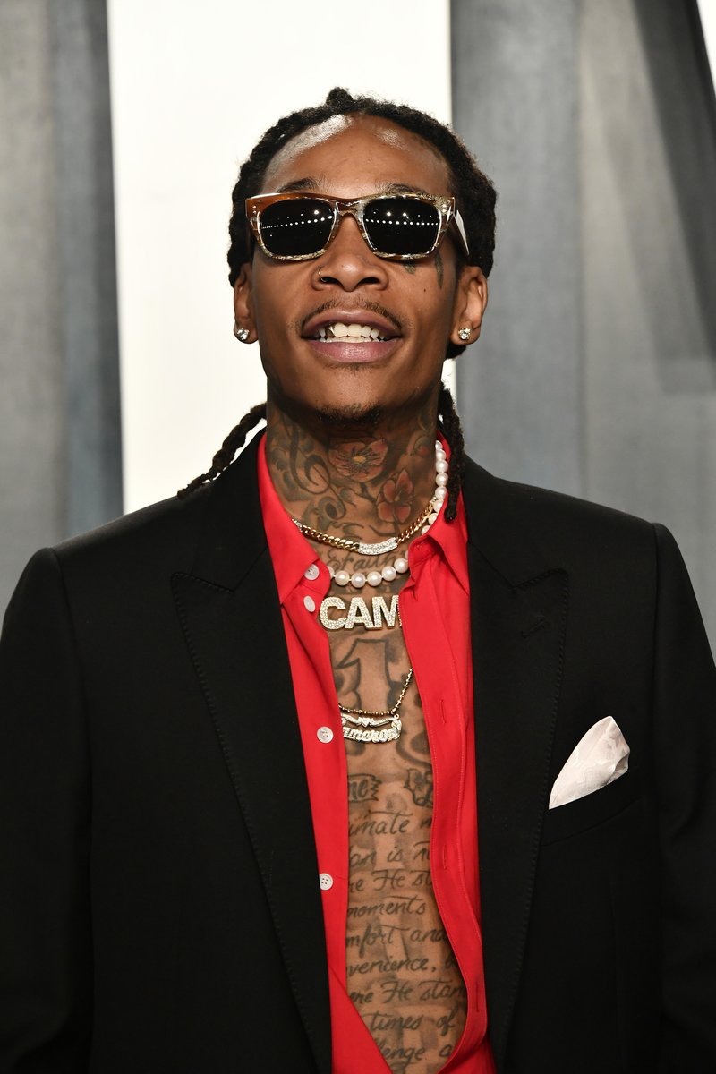 BleacherReport's tweet photo. Wiz Khalifa’s Taylor Gang Entertainment has signed 25 college athletes to endorsement deals 💰

Each athlete will be compensated for promoting Khalifa's "45 Minute Beatdown" song on their social media

Taylor Gang becomes the first major music label to enter the NIL space https://t.co/Lrg9YnbPE6
