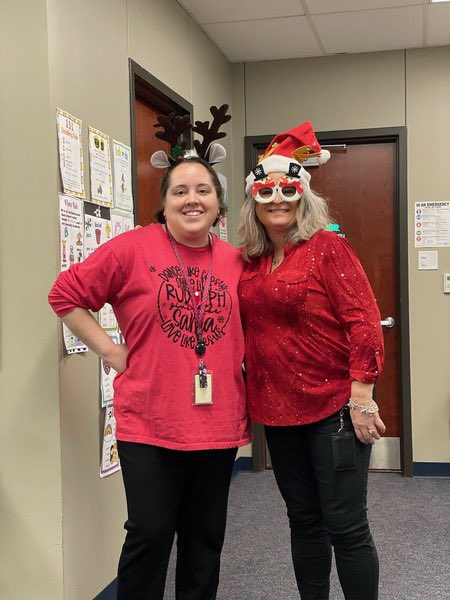 Oh Deer just look at all the fun we are having counting down the days to break! #VCEstrongertogether <a href="/ValleyCreekMISD/">Valley Creek Elem</a> <a href="/amberross2006/">Amber Ross</a>
