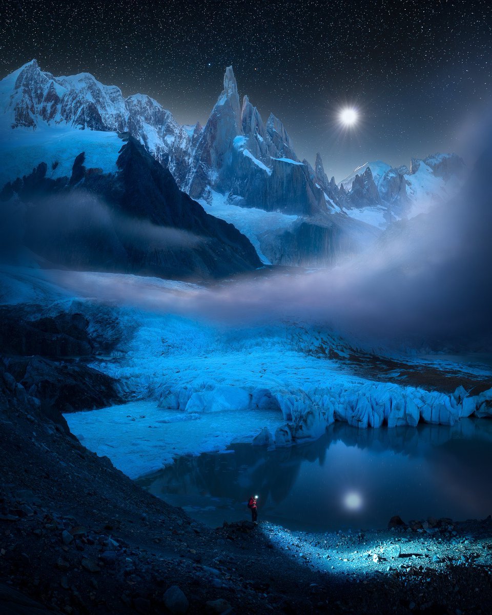 cathsimard_'s tweet photo. Blue Patagonia https://t.co/hb8SPCgmO7