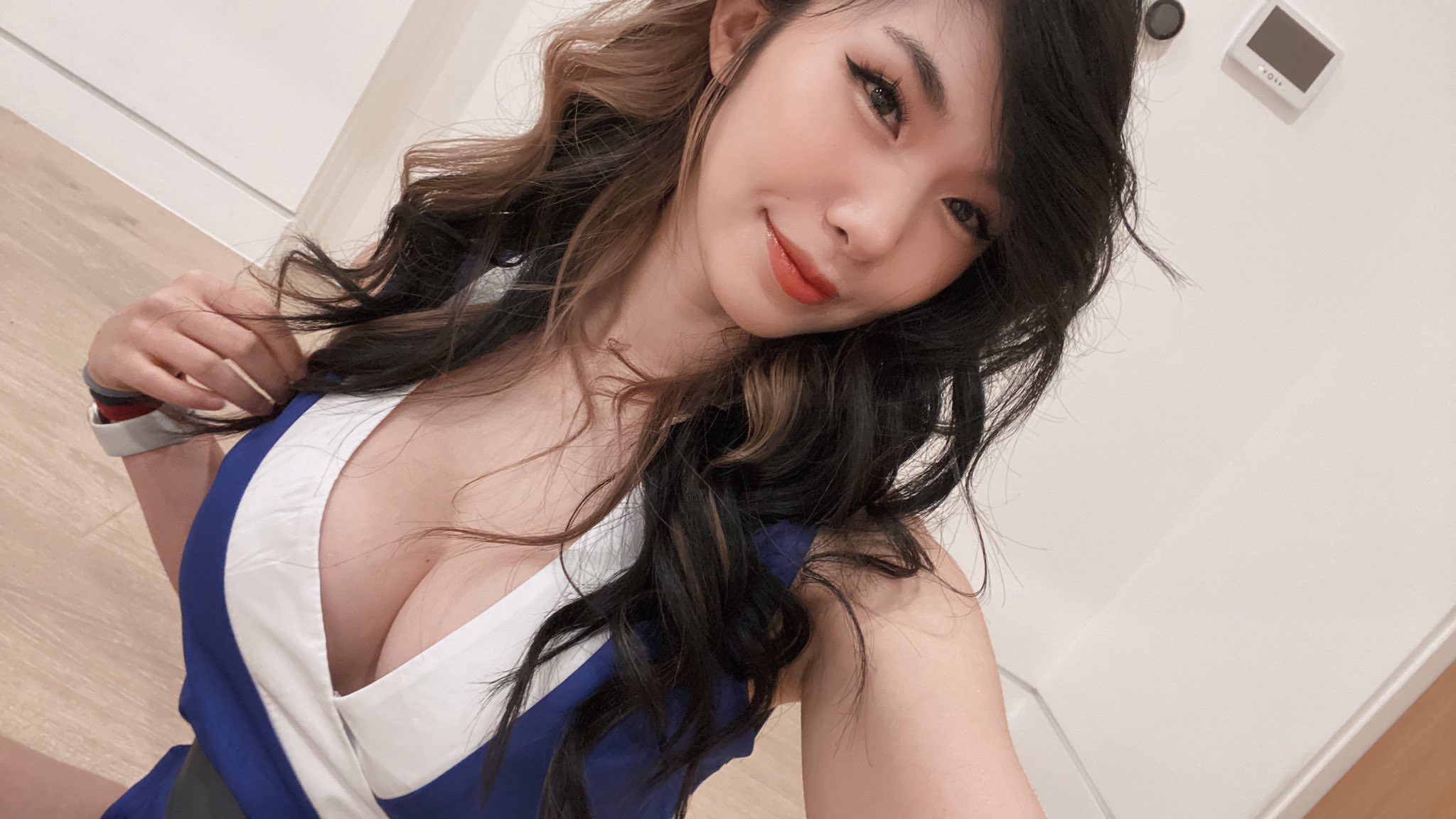 Leena Xu on X: Lonely wife streaming :) t.cobhgdJAHngd  t.cocx5PSAsBf0  X