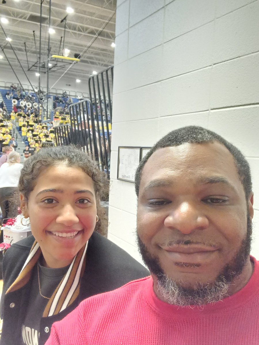 IndyMagicB-Ball tweet media