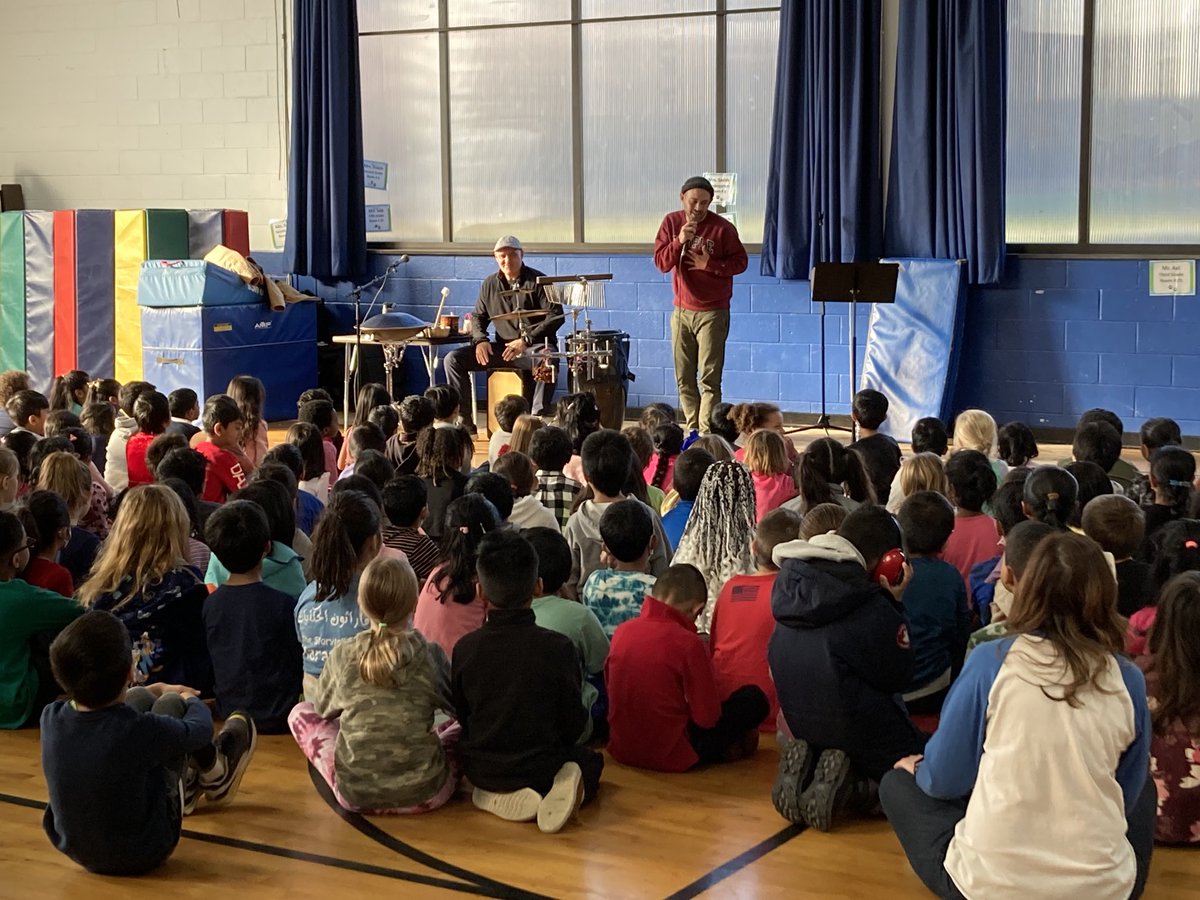 Knollwood students enjoyed our visit  today by “poetry meets percussion”!