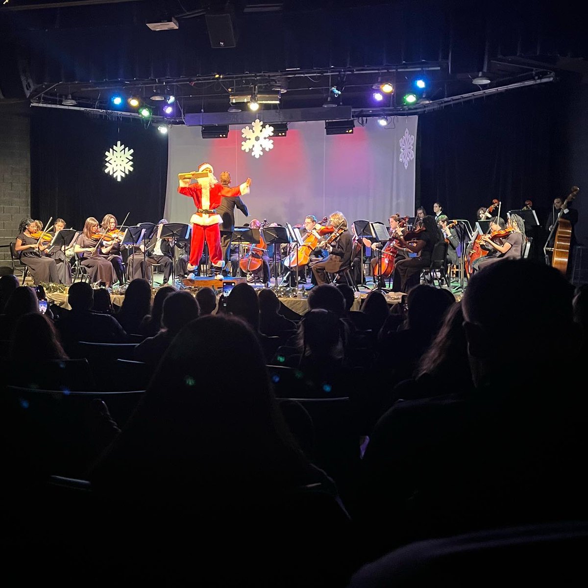 FriendsofNSA's tweet image. Bravo to the NSA band and orchestra students who performed under the direction of Mr. Michael Rosson in tonight’s concert! @metroschools @metroartsnash @nashvillesymphony @nsomusicians