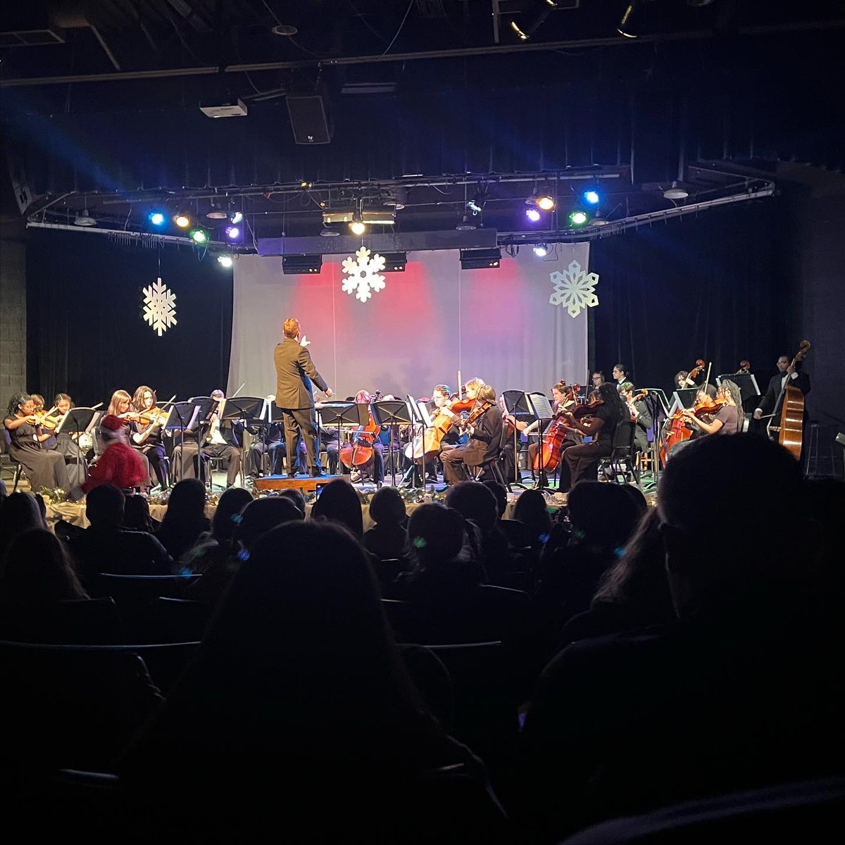 Friends of NSA (@friendsofnsa) on Twitter photo Bravo to the NSA band and orchestra students who performed under the direction of Mr. Michael Rosson in tonight’s concert! <a href="/metroschools/">Metro Schools</a> <a href="/metroartsnash/">Metro Arts / Nashville Office of Arts + Culture</a> @nashvillesymphony <a href="/nsomusicians/">nsomusicians</a> Bravo to the NSA band and orchestra students who performed under the direction of Mr. Michael Rosson in tonight’s concert! <a href="/metroschools/">Metro Schools</a> <a href="/metroartsnash/">Metro Arts / Nashville Office of Arts + Culture</a> @nashvillesymphony <a href="/nsomusicians/">nsomusicians</a>