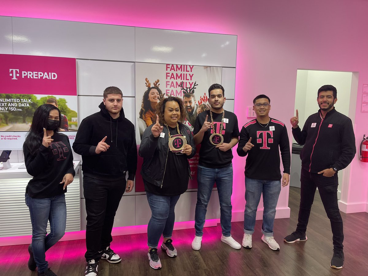 I’m super proud of my team for finishing strong last month and securing that #1 spot in the district!!!#TeamOC#wewontstop <a href="/chdcosta/">Chad Costa</a> <a href="/arunramchan/">Arun</a>